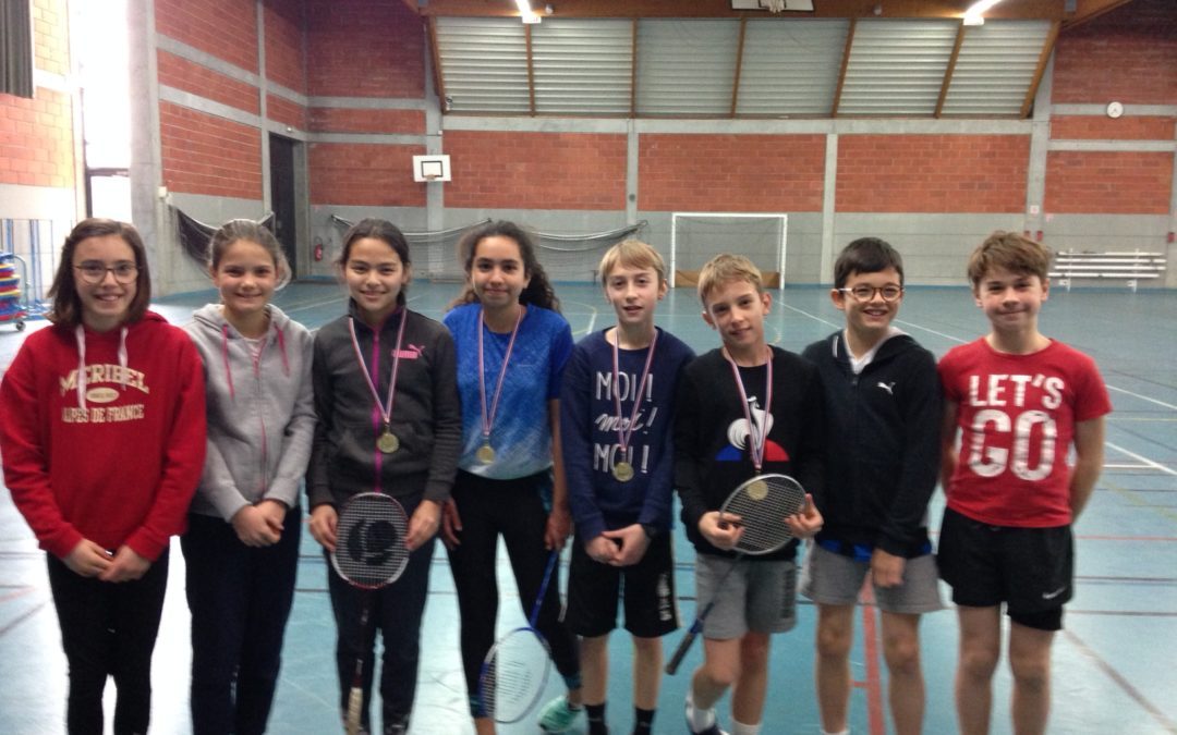 AS Badminton par équipe district : bravo les 6A !