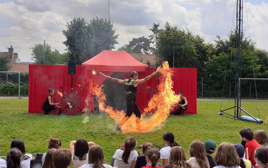 Dernière journée ARTISTIQUE et MAGIQUE pour les 6èmes !