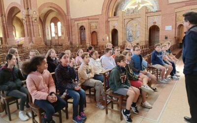 Cathéchèse 6ème : les élèves découvrent l’église du Sacré Coeur